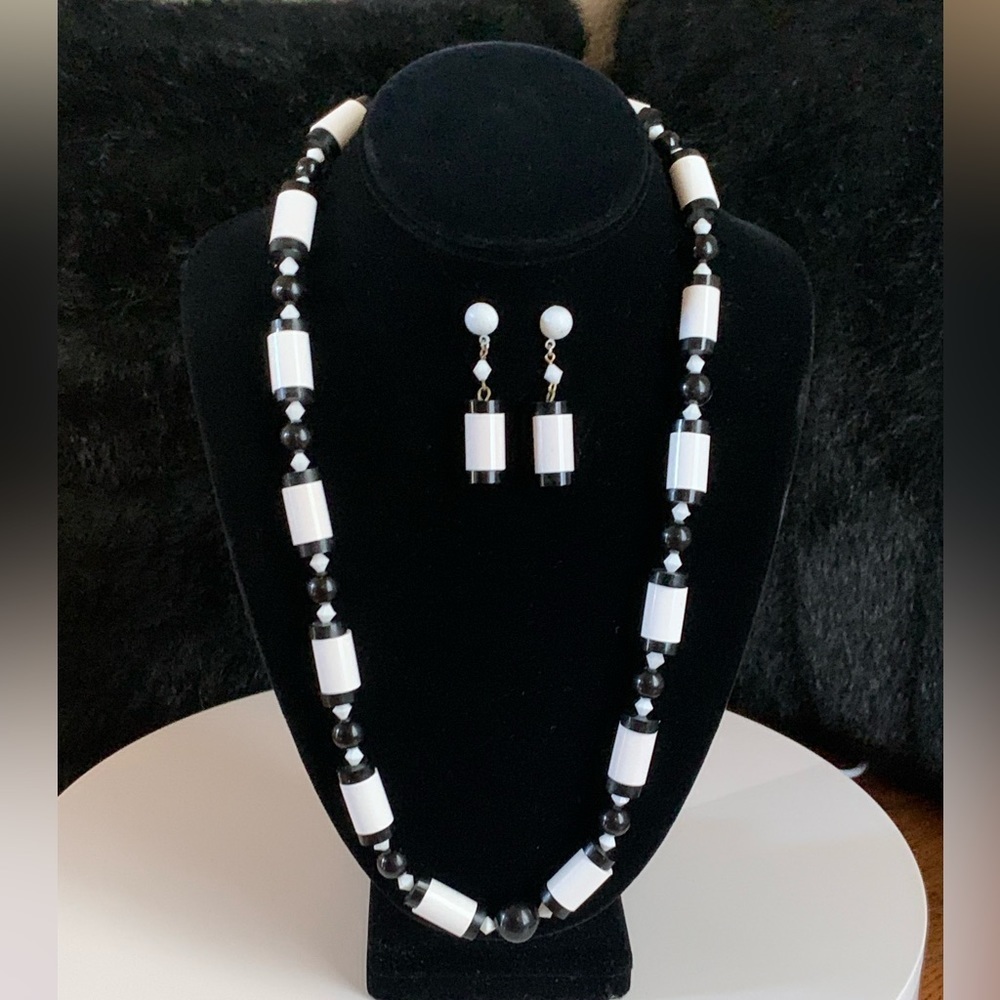 Vintage Black and White Beaded Necklace and Earrings Set